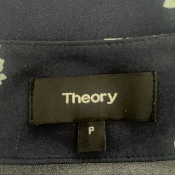 Theory Calveer Navy Blue Sleeveless Hydrangea 100% Silk Blouse 37278 - Picture 4 of 9